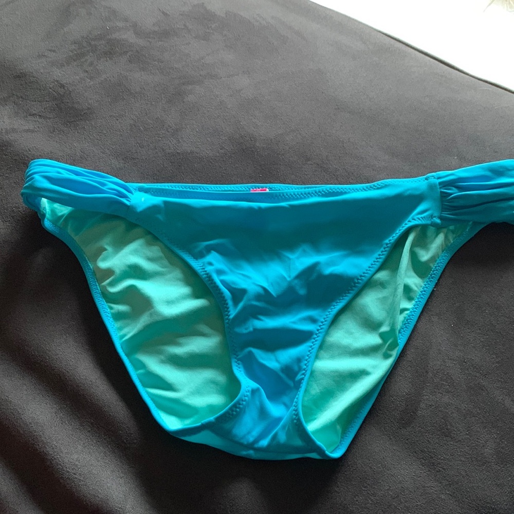 VS bathing suit bottom